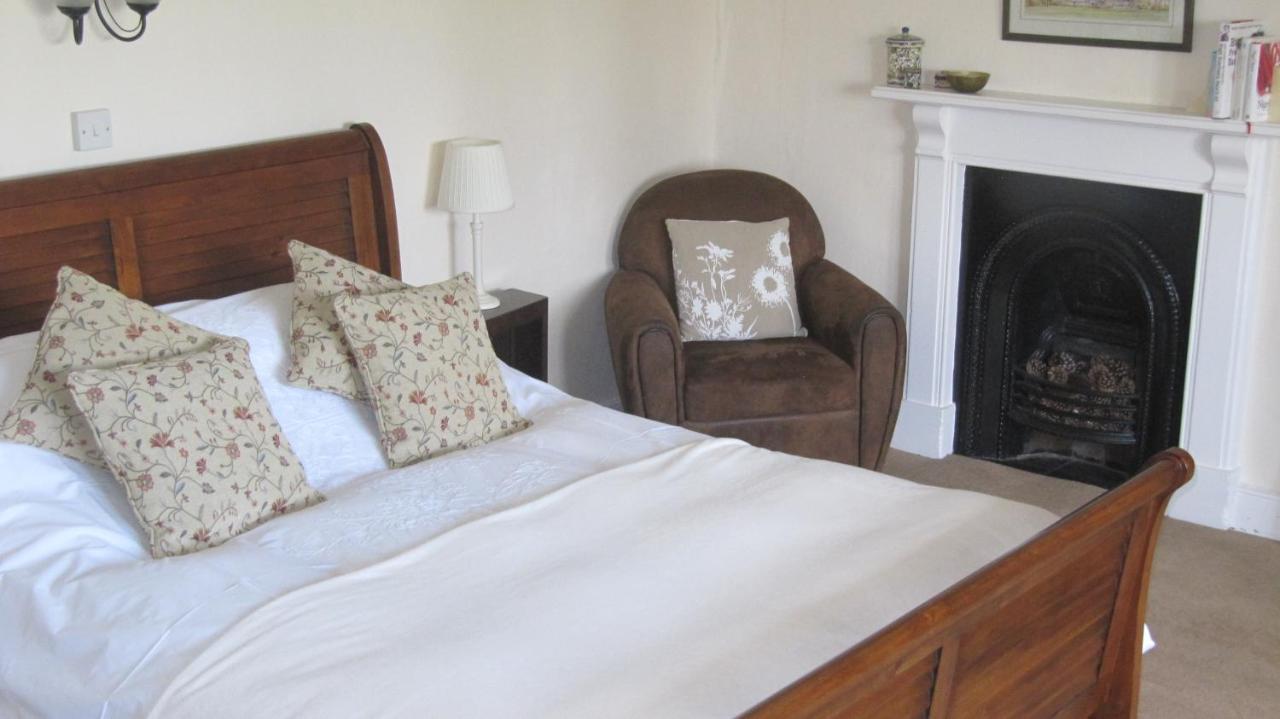 Seymours Court Bed & Breakfast Beckington ภายนอก รูปภาพ